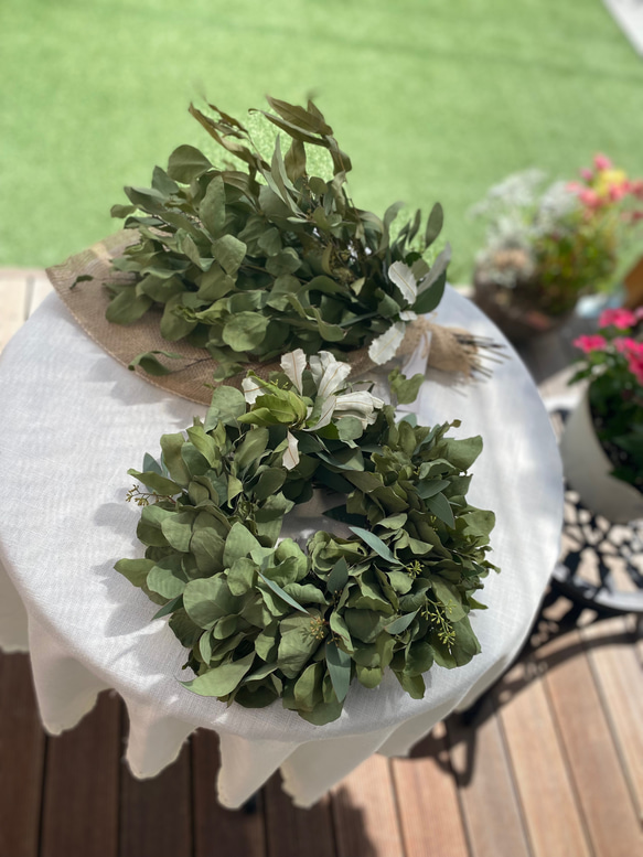 ユーカリのドライフラワーハーフリース | ドライフラワースワッグと布