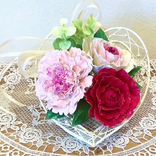 ロウの花 バラとカーネーションのハートワイヤーアレンジ アート