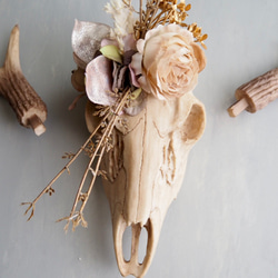 Botanical Bone 鹿スカル × アーティフィシャルフラワー 壁掛けインテリア（Stag ver.） 9枚目の画像
