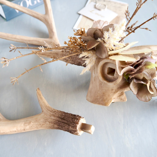 Botanical Bone 鹿スカル × アーティフィシャルフラワー 壁掛け