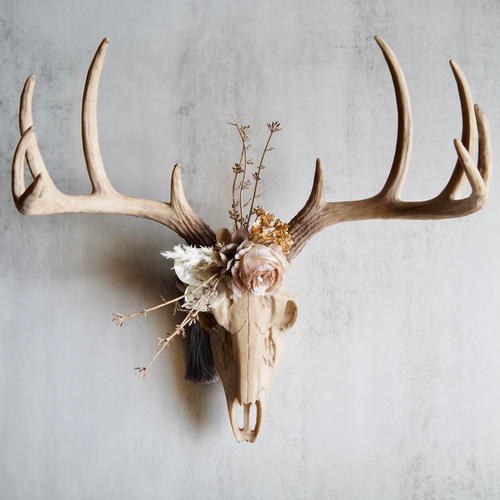 Botanical Bone 鹿スカル × アーティフィシャルフラワー 壁掛け
