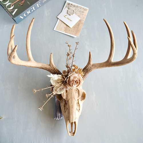 Botanical Bone 鹿スカル × アーティフィシャルフラワー 壁掛け
