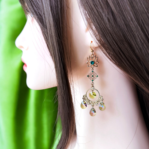 再販】アラビアンプリンセス シャンデリアピアス／イヤリング 