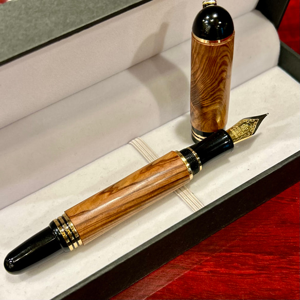 【光明杢・虎杢】長寿の木・屋久杉の万年筆　長寿を祈る贈り物に　　CN8-35 【生命の樹・世界一重い木】リグナムバイタのボールペン　CNZ1-1 I2744688376(21120円)