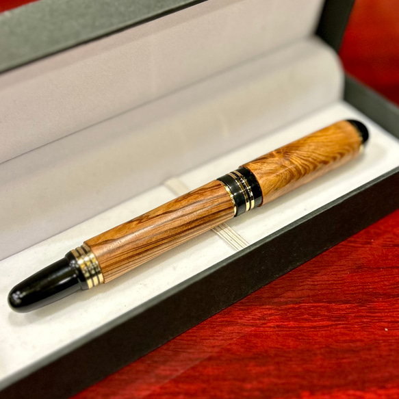 【光明杢・虎杢】長寿の木・屋久杉の万年筆　長寿を祈る贈り物に　　CN8-35 【生命の樹・世界一重い木】リグナムバイタのボールペン　CNZ1-1 I2744688376(21120円)