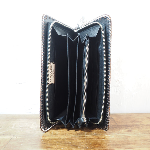 【1点あります】アニマルリバティトラベルクラッチ財布 ======================================