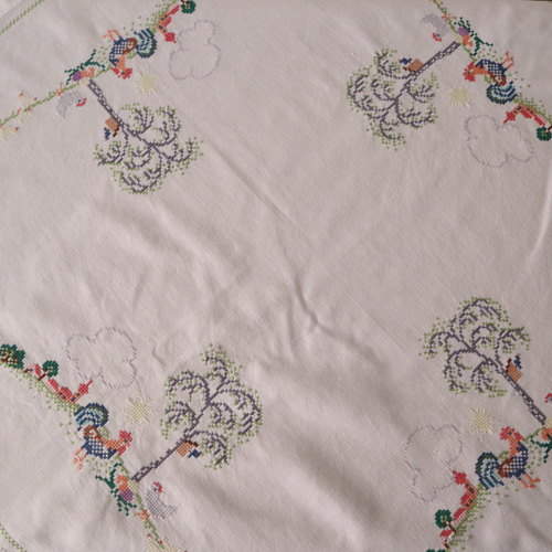 フランス アンティーク ひよことお花の刺繍 テーブルクロス フランス