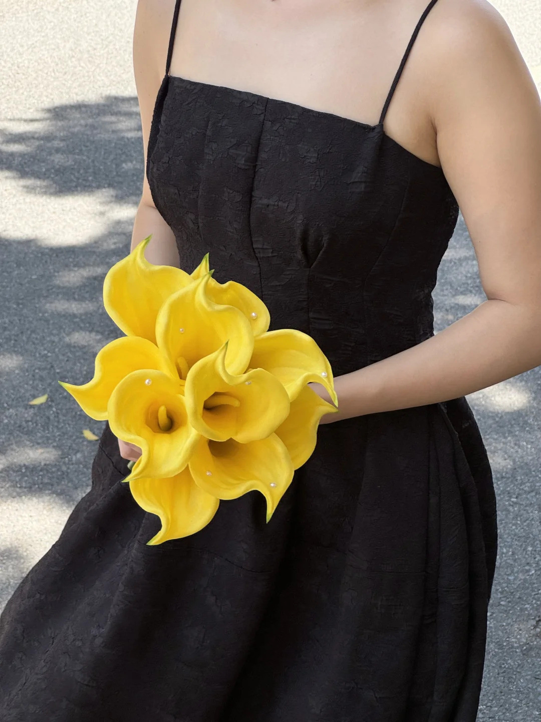 結婚式の花嫁 造花、外装ウェディングドレス、写真撮影、結婚式の花嫁の手のブーケ 9,120円