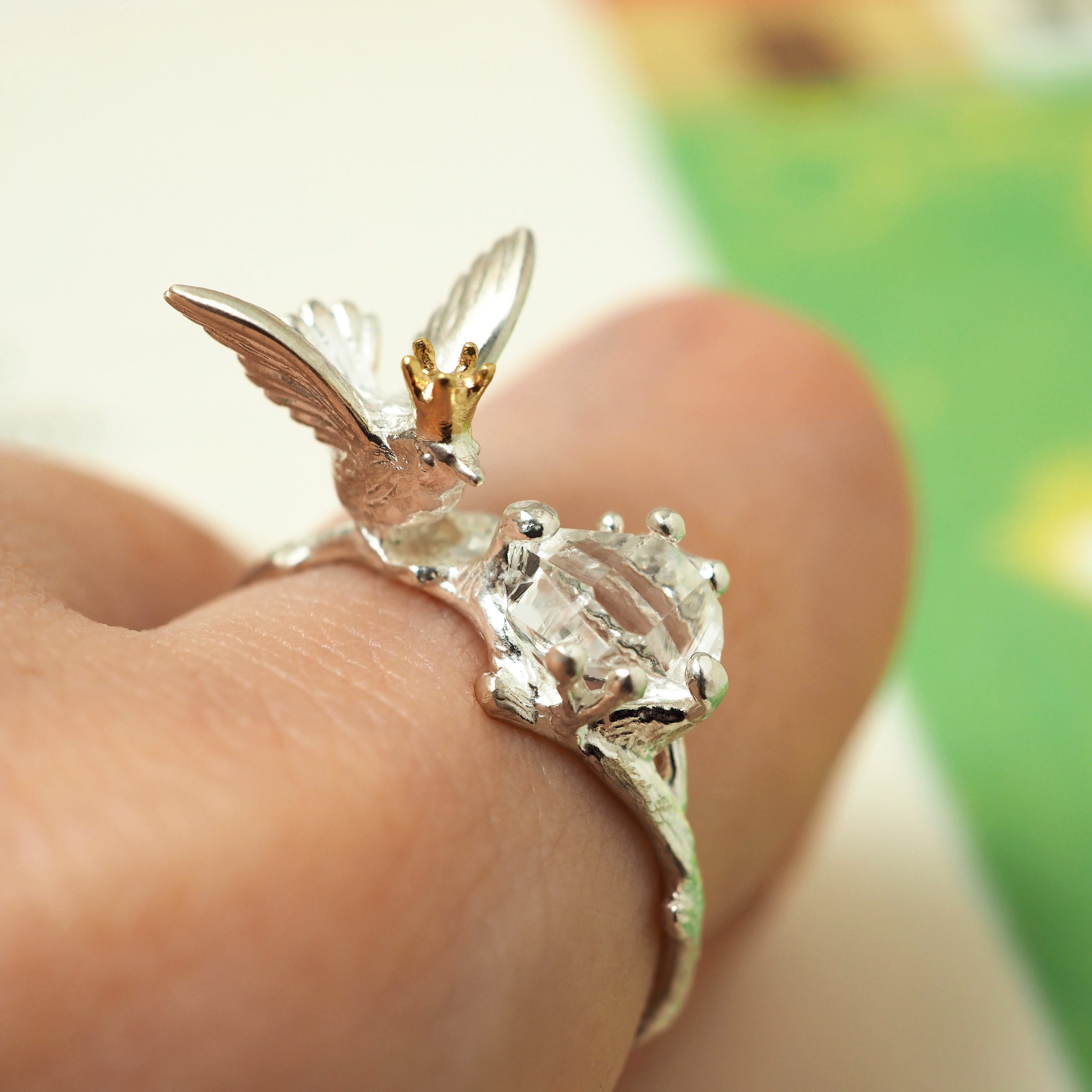 【冬のプレゼント企画開催中】鳥の王さまと宝物のリング（受注制作）