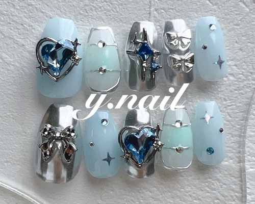 韓國☆可愛い[SOFTTHUMBNAIL]Jiji, Russian Blue Jiji, Russian Blue - soft thumbnail