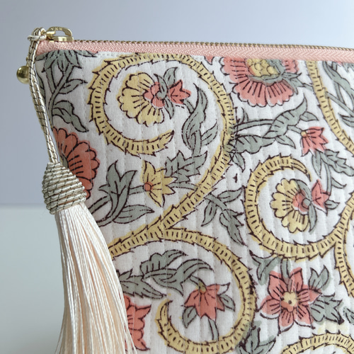 ❤プリン❤ ハンドメイド バッグ ポーチ オレンジ 和装用バッグ ☆1点限定☆ ハンドブロックプリントの大きめポーチ オレンジ系 ポーチ