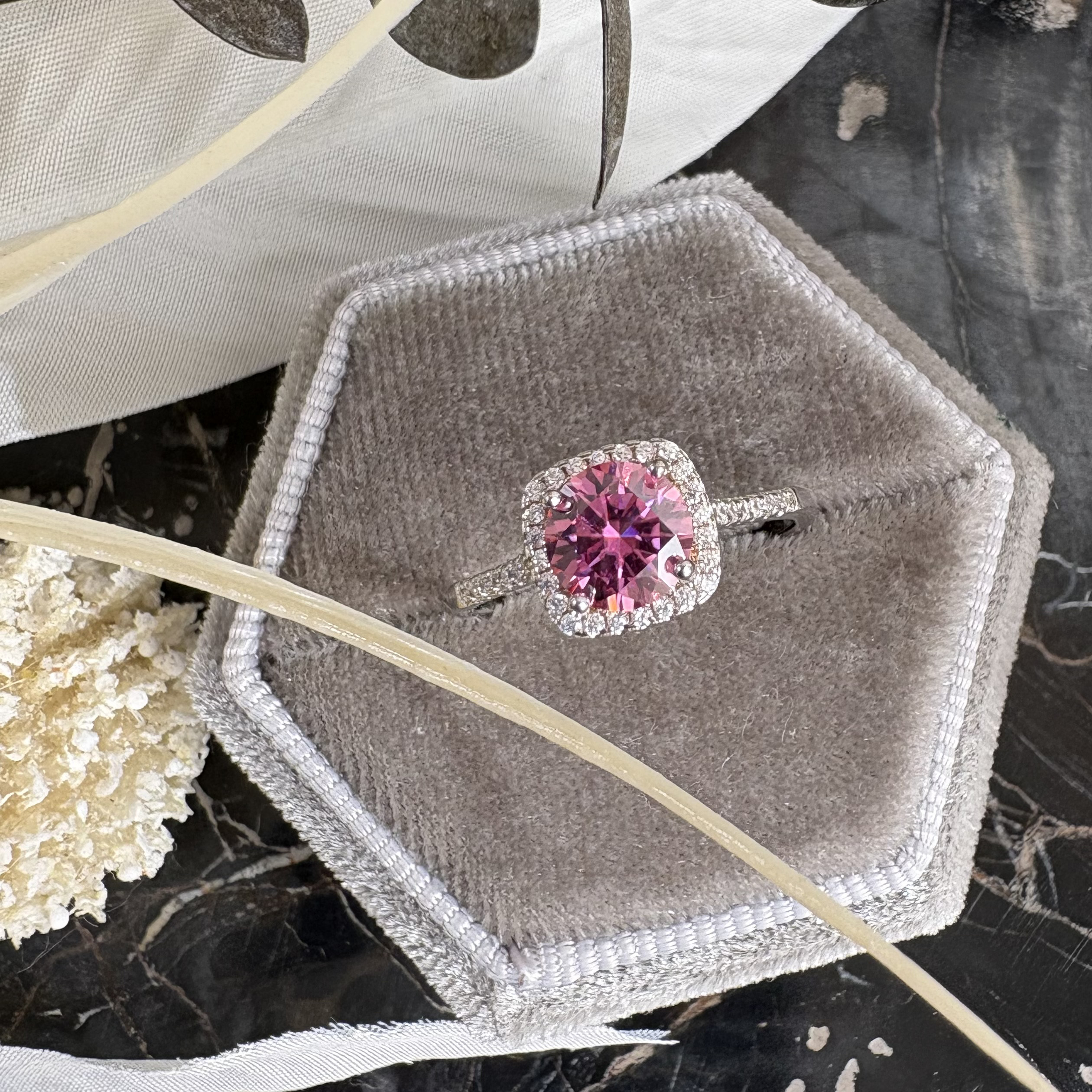 *s925ピンクモアサナイトスクエアメレリング177