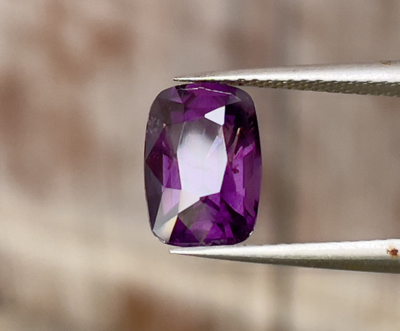 スピネル パープルスピネル ルース 3.20 カラット ビッグストーン クッションカット 天然宝石  YWU1819308516(14000円)