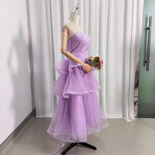 送料無料！カラードレス ミニドレス ラッフルフリル ベアトップ パール  