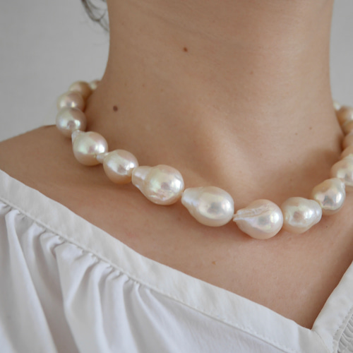 宝石鑑別証付き】【高級品】バージュパール大粒バロック 18KYG  