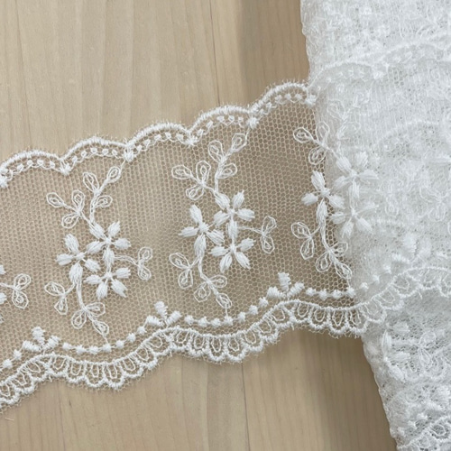 日本製】両山チュールレース お花 オフ白 50mm巾【1m単位販売】 NO