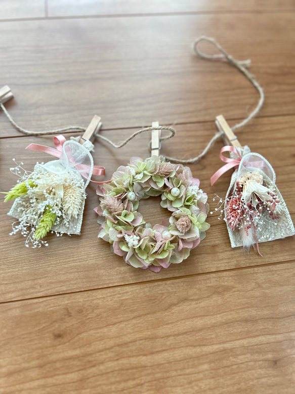 ミニリースとスワッグのフラワーガーランド☆ピンク系紫陽花★ 2枚目の画像