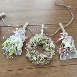 ミニリースとスワッグのフラワーガーランド☆ピンク系紫陽花★ 4枚目の画像