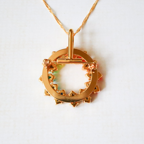 色を感じる虹色ブローチ ブローチ Juniper ジュニパー 通販 18072124