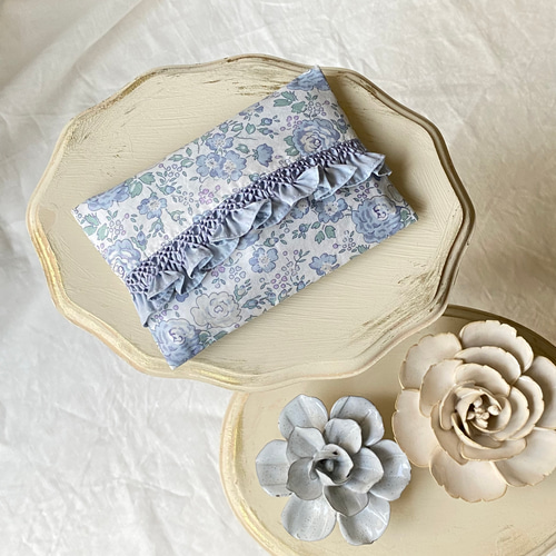 スモッキング刺繍のフリルが可愛いリバティまんまる巾着【フェリシテ