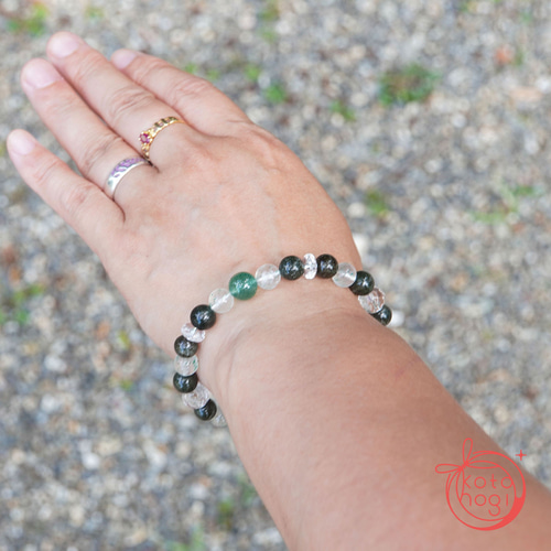 風属性 お守り ブレスレット＊天然石 ガーデンクォーツ グリーン