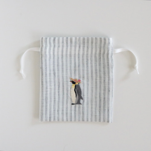 麦わら帽子のペンギン 手刺繍巾着袋 ポーチ Chalet de Pon 通販