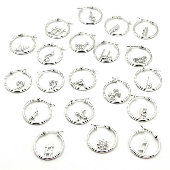 【受注制作】音楽記号フープピアス《シングル》（右耳用） 2枚目の画像