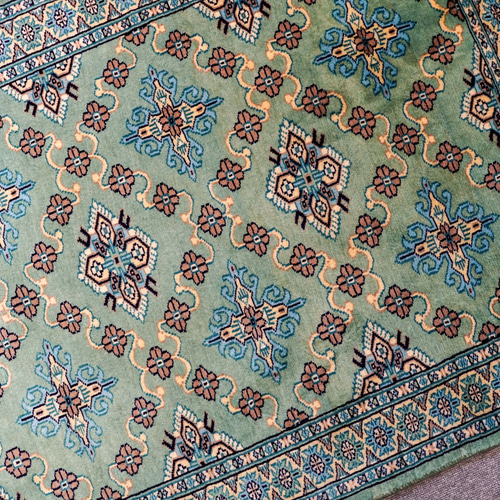 111×77cm パキスタン手織り絨毯