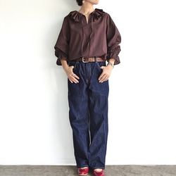 「ワケありな逸品H-1」ダブルラッフルカラーブラウス（ブラウン） 2枚目の画像