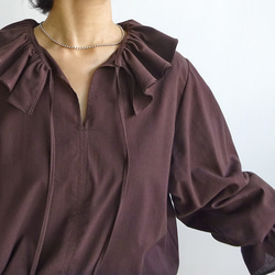 「ワケありな逸品H-1」ダブルラッフルカラーブラウス（ブラウン） 9枚目の画像