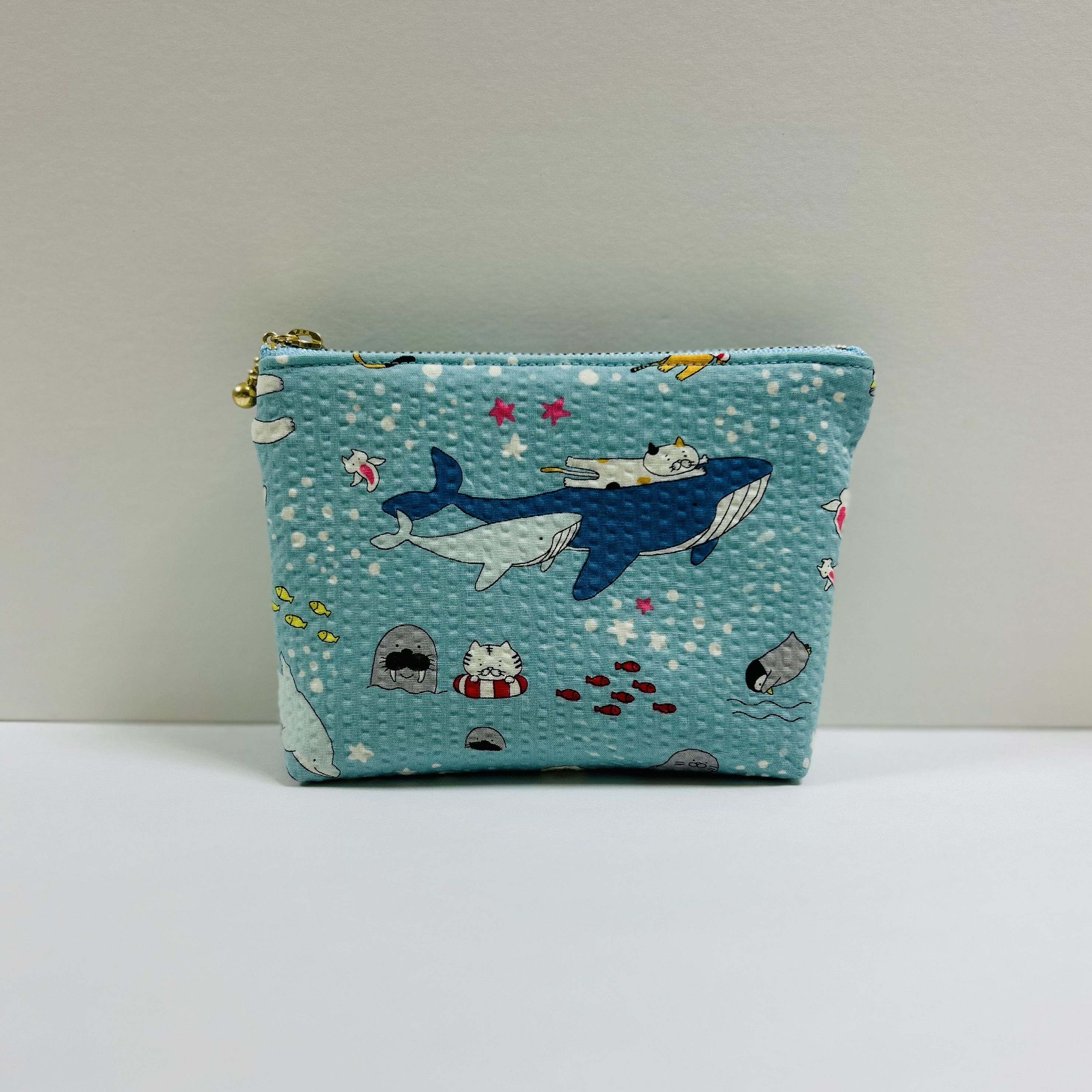 ファスナーポーチ 14cm ミニポーチ 水族館 リップル加工 ポーチ こぎつねコットン 通販 18073153｜Creema(クリーマ)