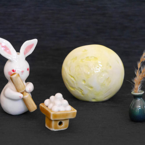 ミニチュア　うさぎ　お皿　限定版 a202.jpg