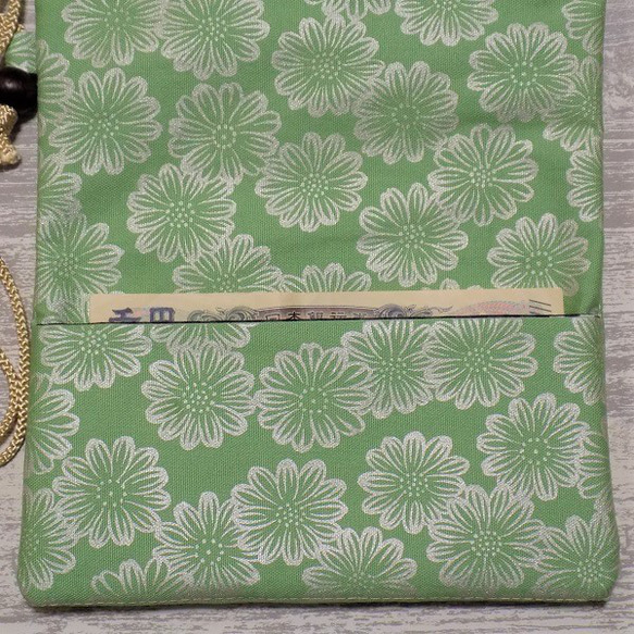 金彩工芸　花柄　銀色仕上げ　コットンオックスウィローグリーン色地製　「道中財布」 6枚目の画像