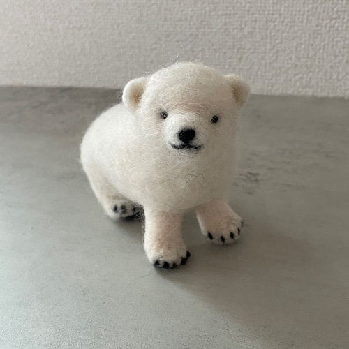 しろくまの親子 大きめ15cm 羊毛フェルト | iichi 日々の暮らし