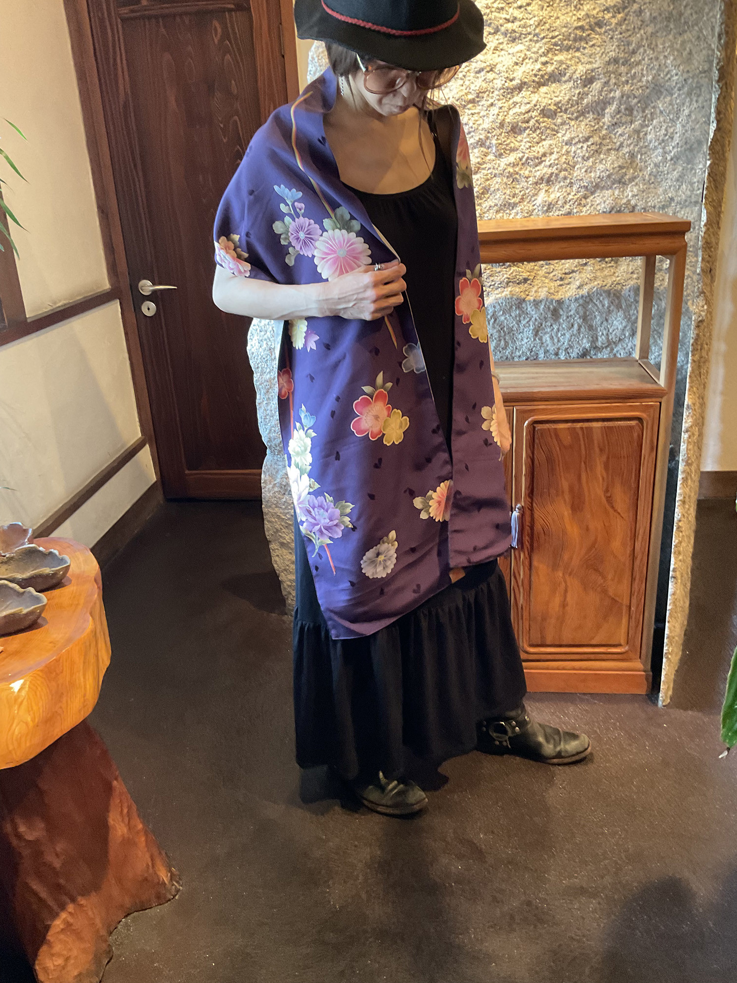 桜と牡丹　桜花弁地柄　ヴィンテージ着物　京友禅　ちりめん　紫ストール