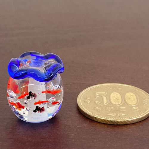 金魚の置物(回転式) - 置物、オブジェ