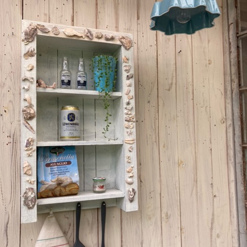 貝殻の壁取り付け飾り棚 棚・シェルフ・ラック HOUT-4 通販 18073888