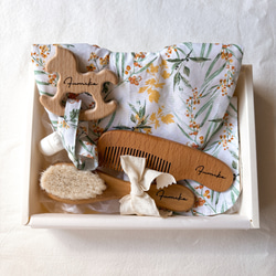 シルエットが可愛いうさ耳スタイ スタイ・よだれかけ manami