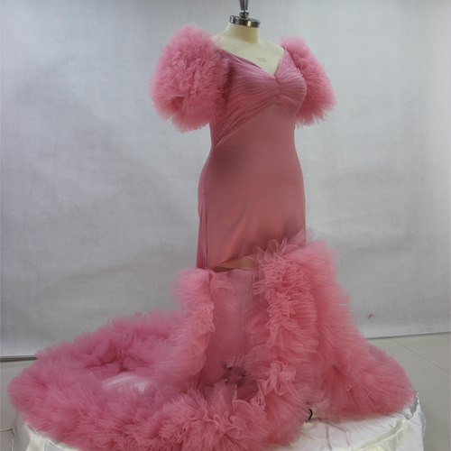 高評価続出！カーネーションピンク マーメイドドレス 上品 フリル