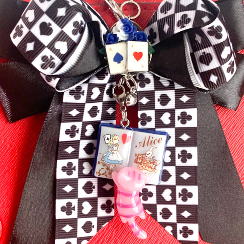 モノトーントランプのリボンバッグチャーム 青薔薇 シルバー 絵本