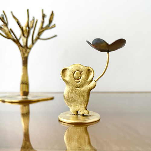 受注制作「大きなお花とコアラ」小さな真鍮オブジェ 立体・オブジェ