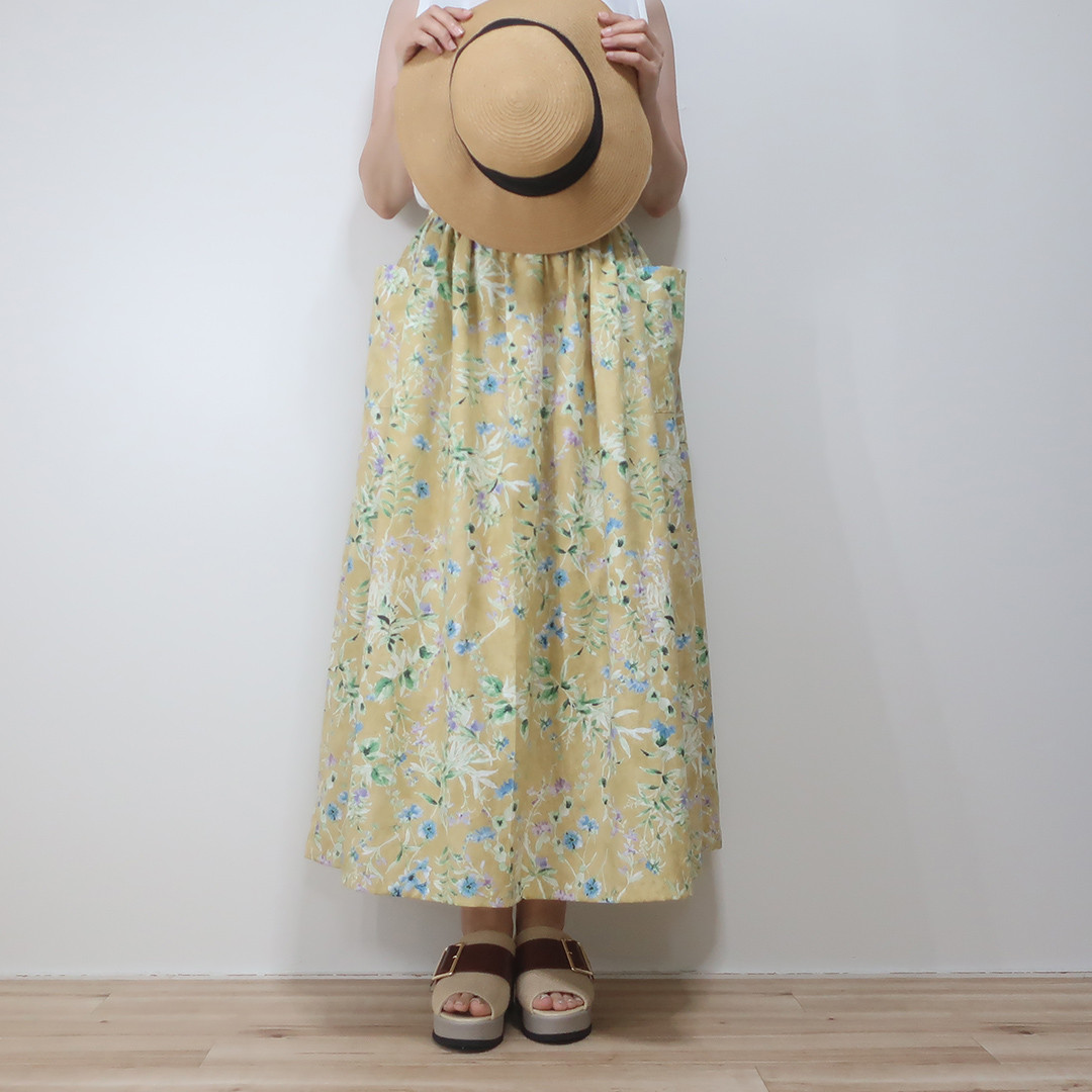 クリームイエロー 透け感涼しい 夏スカート マキシ丈 ギャザースカート（ハーフリネン／柄物）