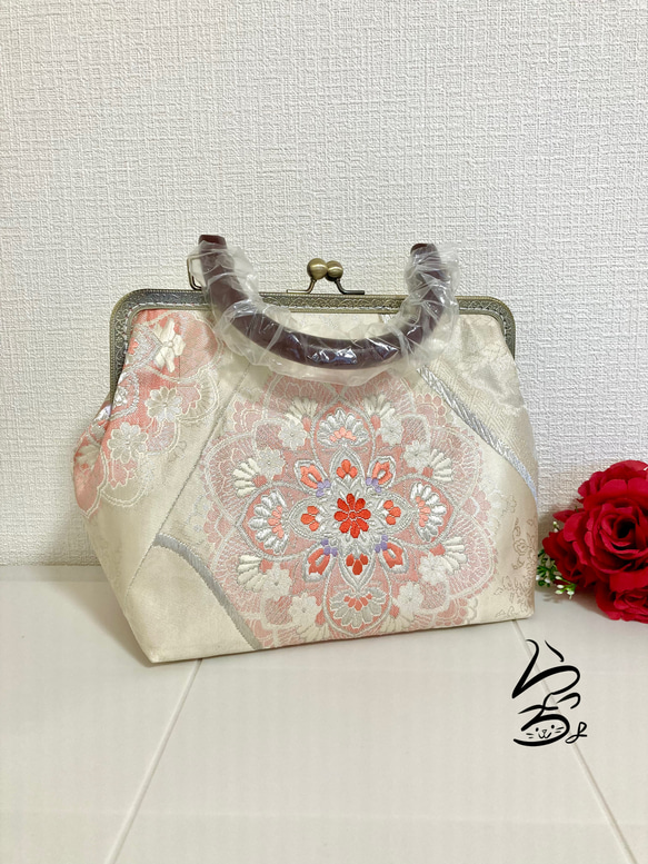交換無料！ kimono】帯リメイク 華文 ハンドバッグ 持ち手付きがま口バッグ ハンドバッグ