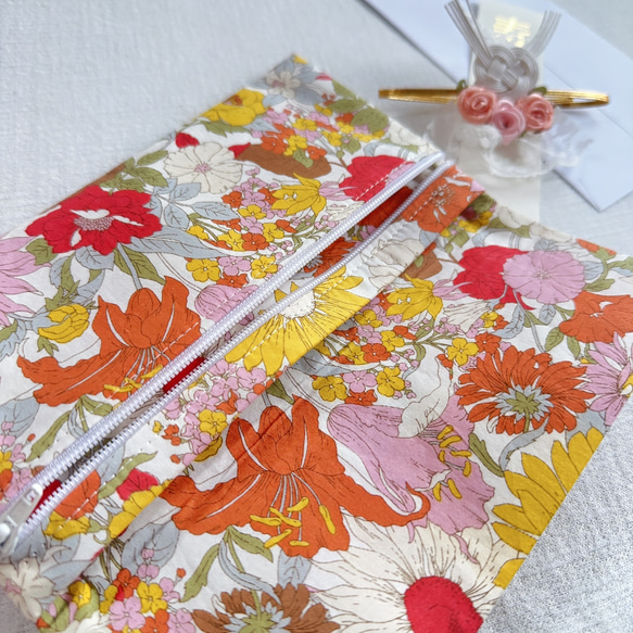 ポーチとして使える！ご祝儀袋《FLOWER》 2枚目の画像