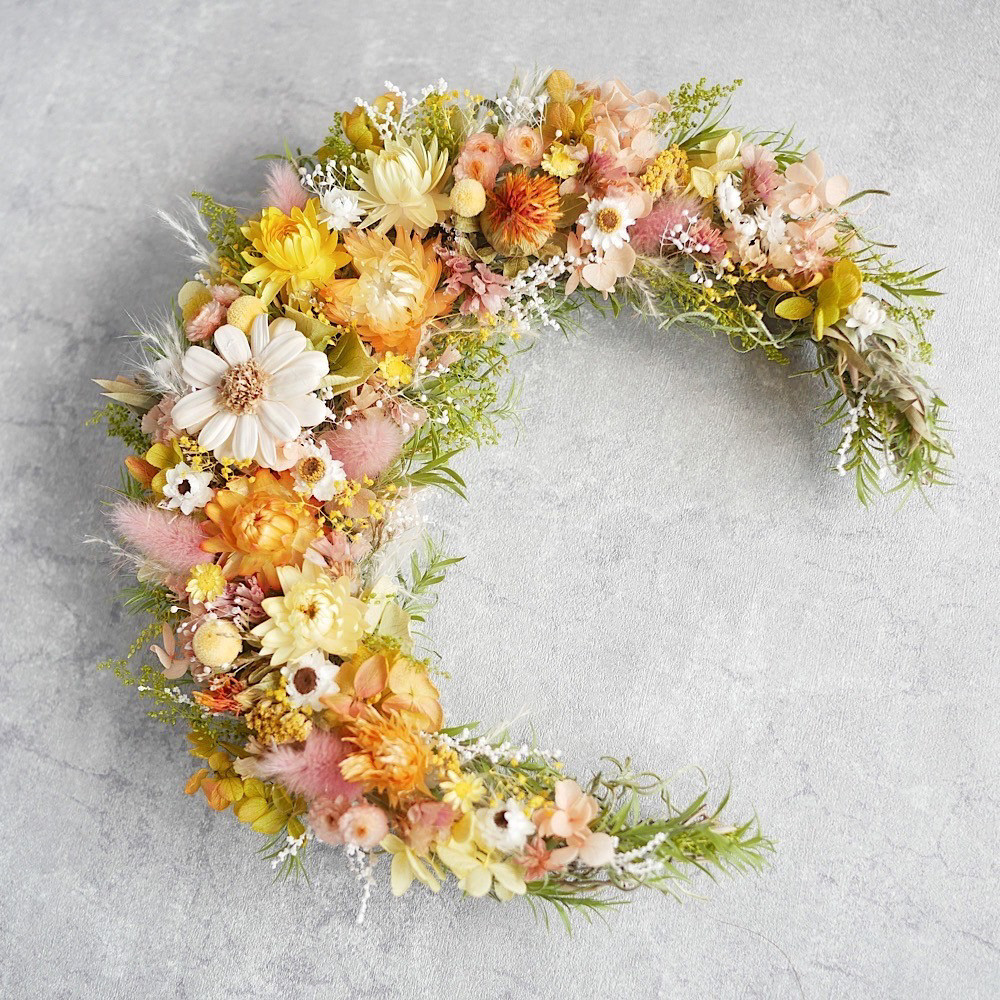 ふんわり三日月リース☽･:* オレンジイエロー&ピンクベージュ　ギフト