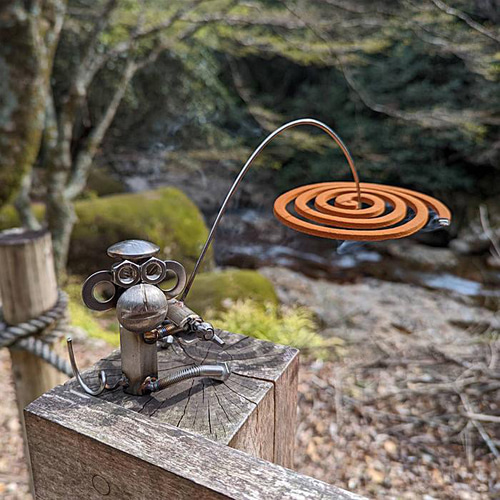 蚊取線香ホルダー おしゃれ「キャン吉」アイアンオブジェ 鉄製