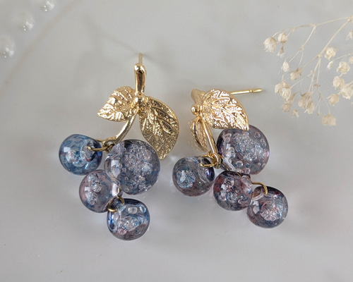 【1212】マーブルスクエアと鈴ビーズのピアス／イヤリング 1212】マーブルスクエアと鈴ビーズのピアス／イヤリング 鈴イヤリング