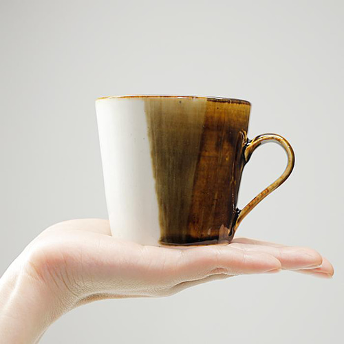 砥部焼 おしゃれ「マグカップ 茶」コーヒーカップ シンプル 陶器