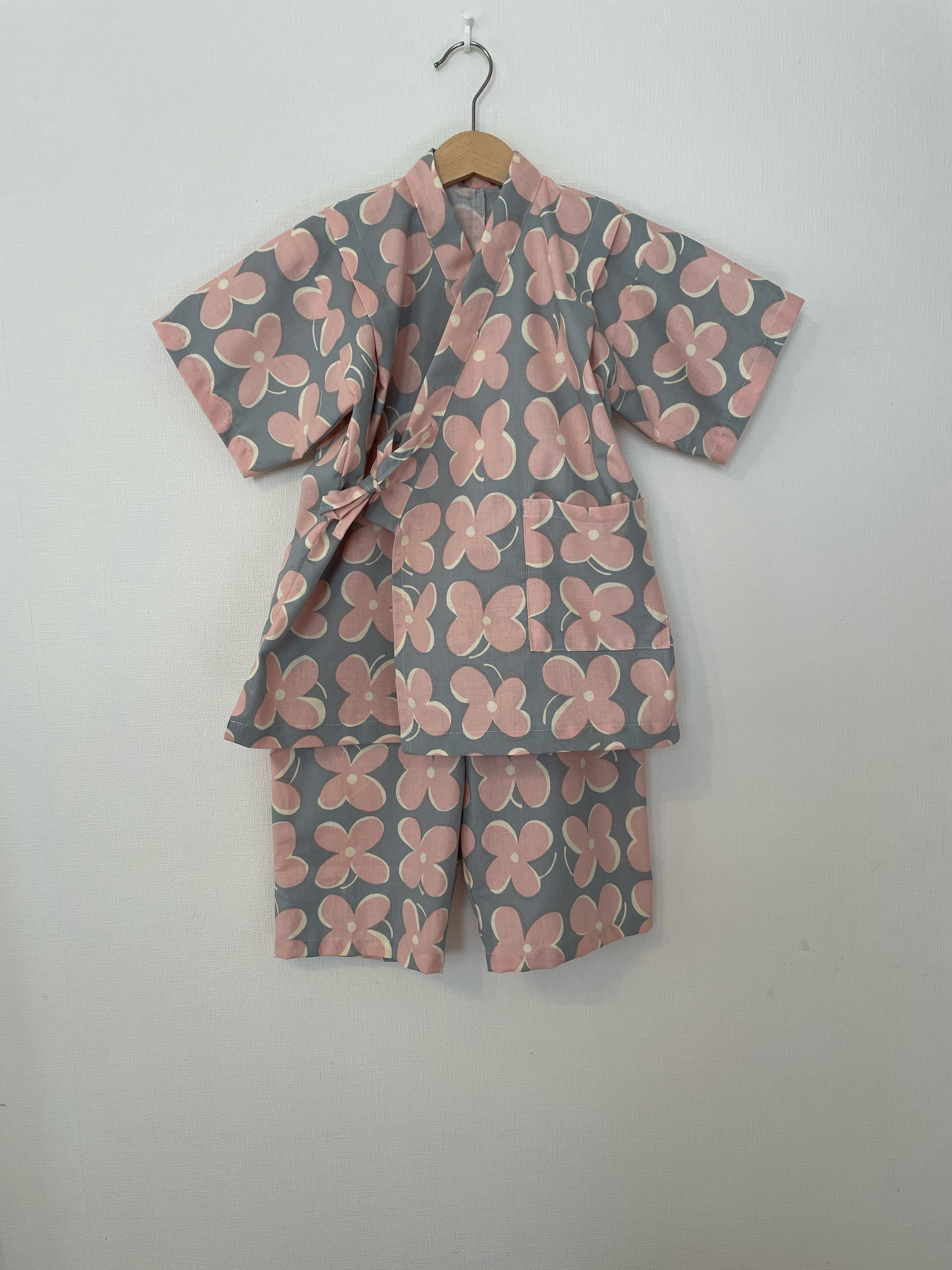 大柄フラワー甚平ピンク　サイズ110