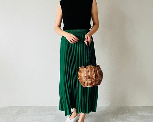 新作送0】大人の春おしゃれ イチオシ極上プリーツスカート 高見えツヤ